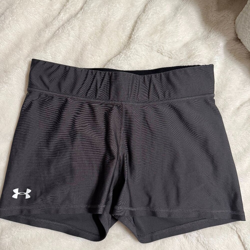 Under Armour Women's Heatgear Shorty Shorts Gray